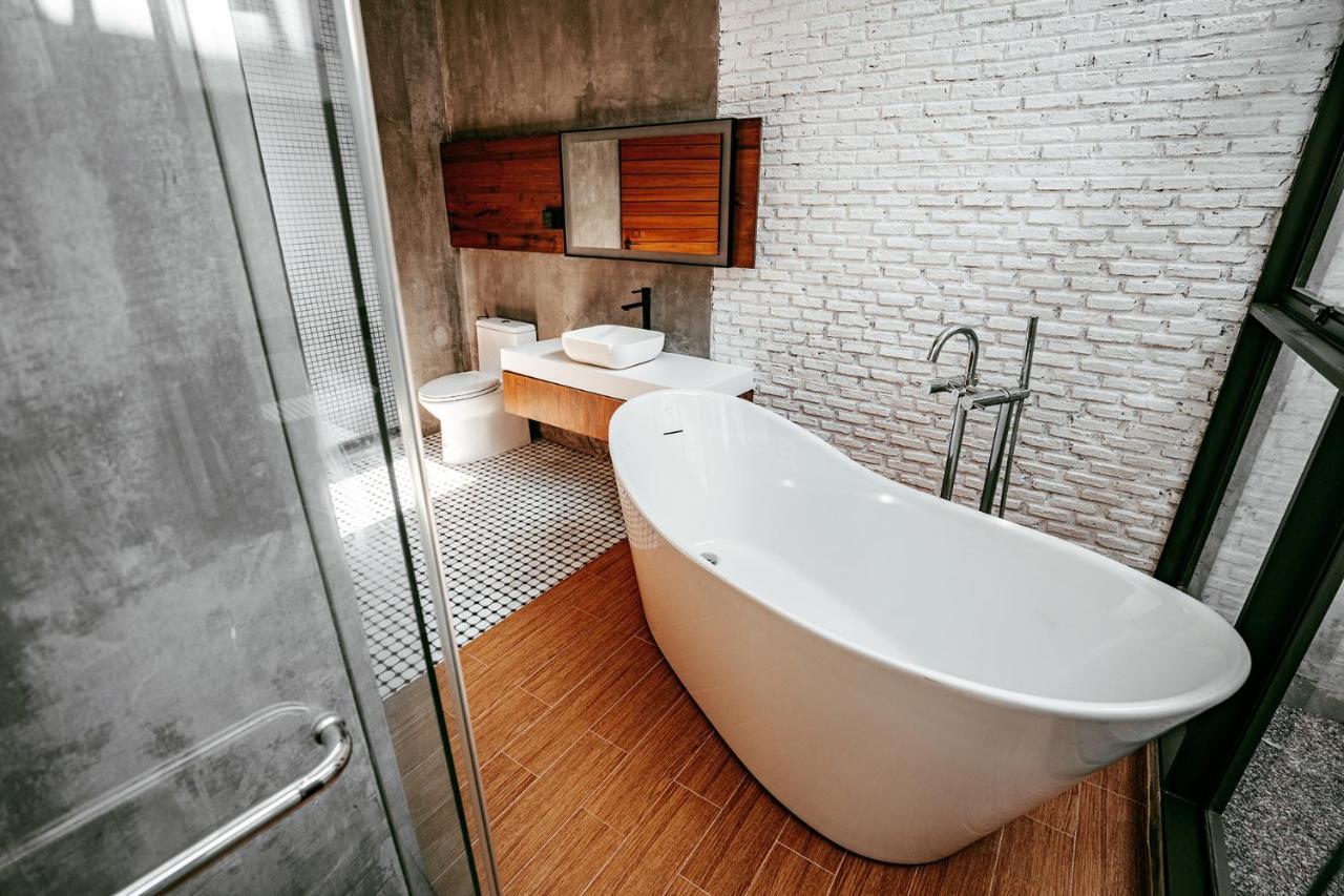 The Bloc @ Sea Hotel Thap Sakae Ngoại thất bức ảnh